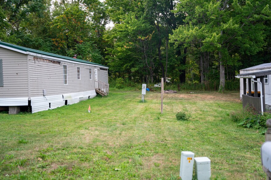 More Photos Of 6 Lowery Dr, Dunbar Manufactured Housing Mobile Home Park For Sale