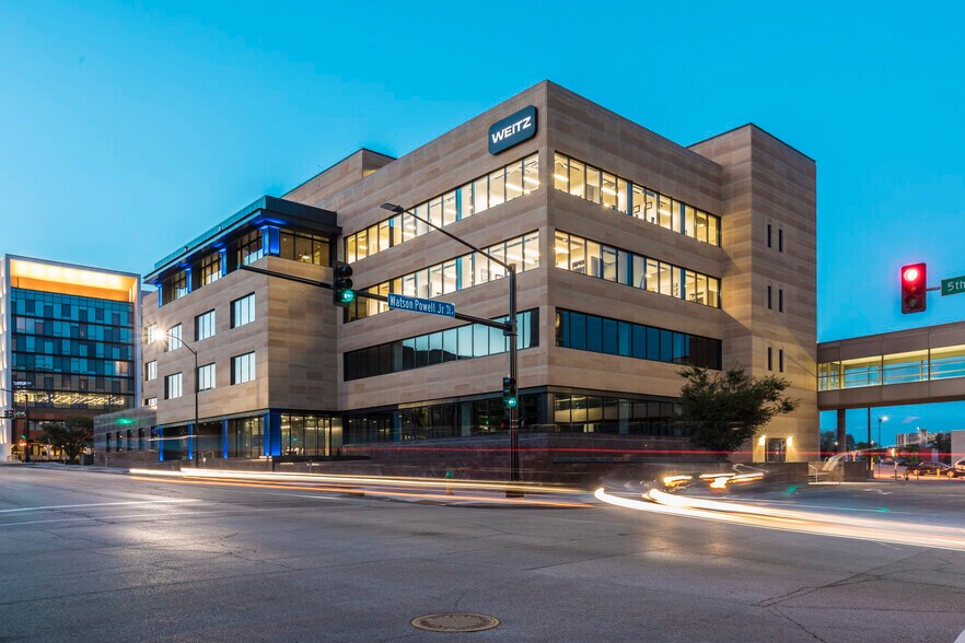 Primary Photo Of 611 5th Ave, Des Moines Office For Lease