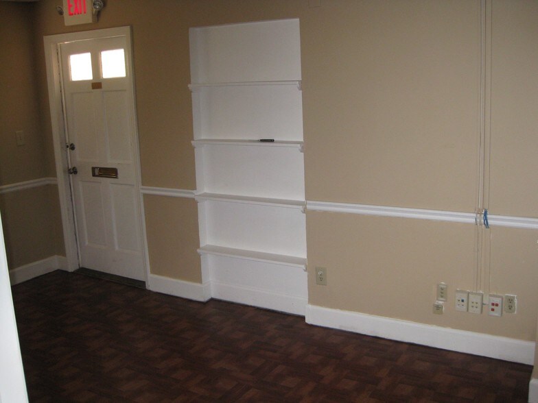 More Photos Of 724-734 Holcomb Bridge Rd, Norcross Loft Creative Space For Sale