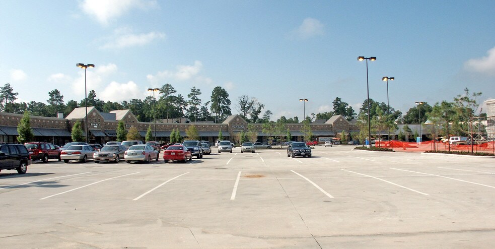 More Photos Of 502-880 Kingwood Dr, Humble Unknown For Lease