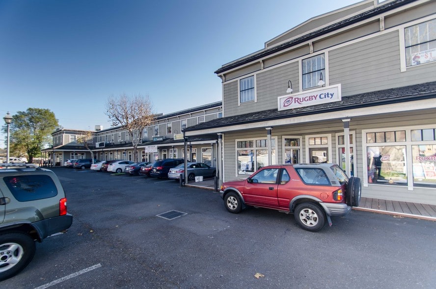 More Photos Of 31080 Union City Blvd, Union City Storefront Retail Office For Lease