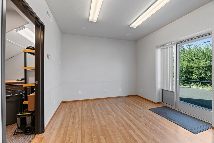 More Photos Of 658 Dutton rd, Eagle Point Service For Sale