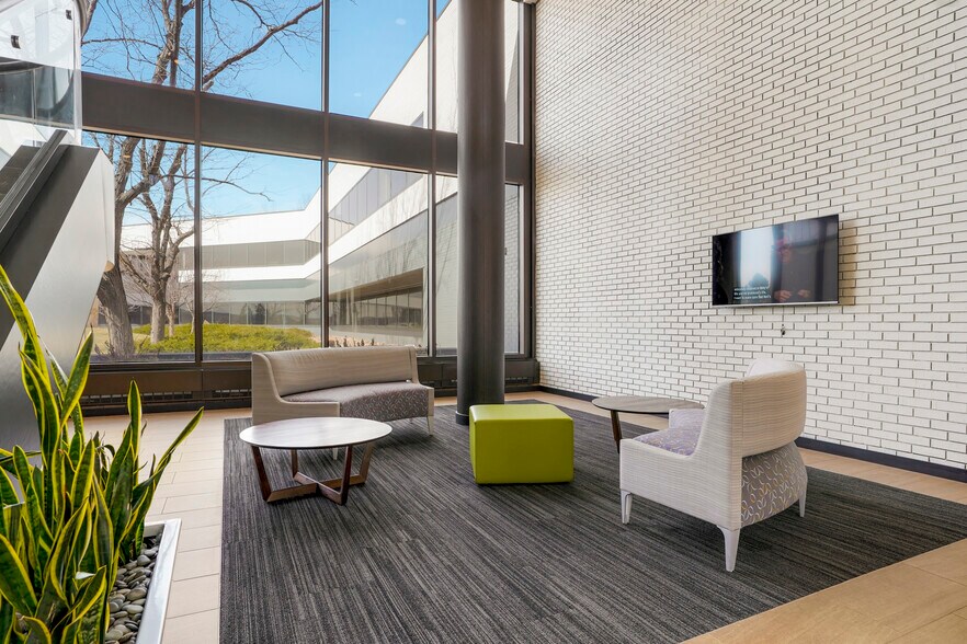 More Photos Of 9000 E Nichols Ave, Centennial Office For Sale