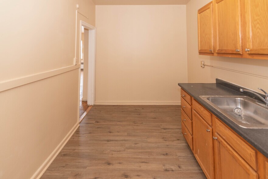 More Photos Of 4901 York Rd, Baltimore Apartments For Sale