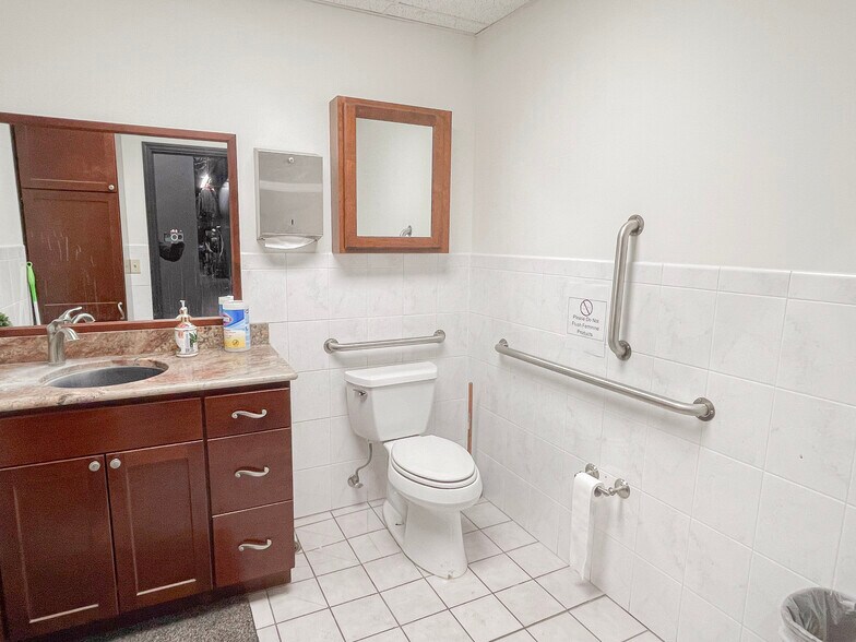 More Photos Of 233 Central Ave, Osseo Storefront For Sale