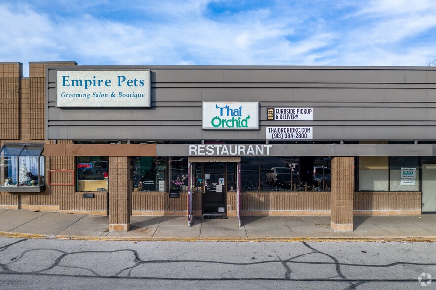 More Photos Of 6500-6620 Martway St, Mission Unknown For Lease