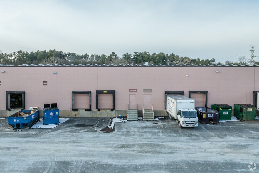 More Photos Of 24 Walpole Park S, Walpole Warehouse For Lease