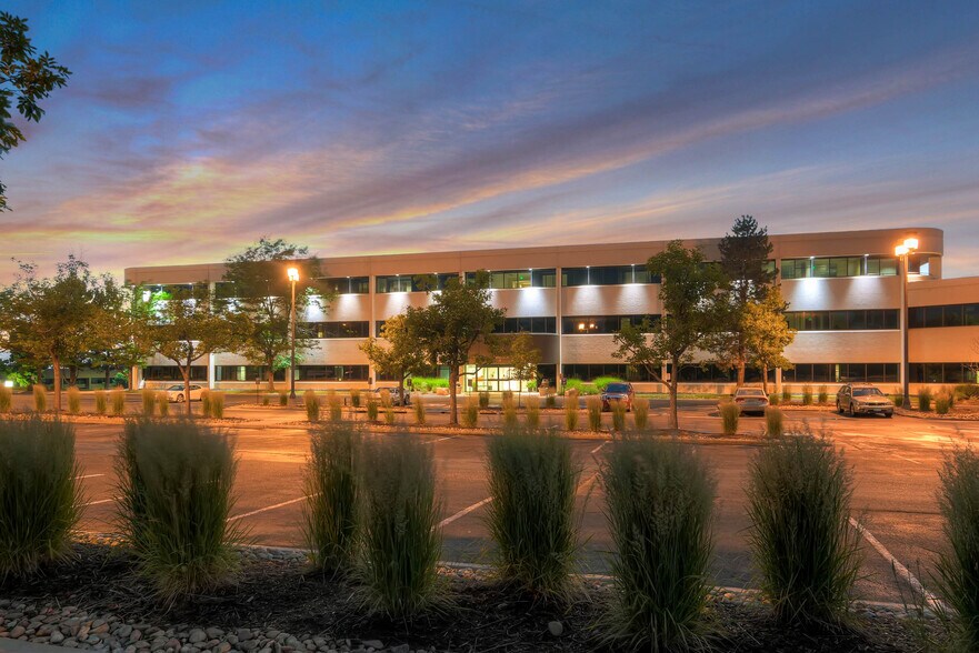 More Photos Of 7200 S Alton Way, Centennial Office For Lease