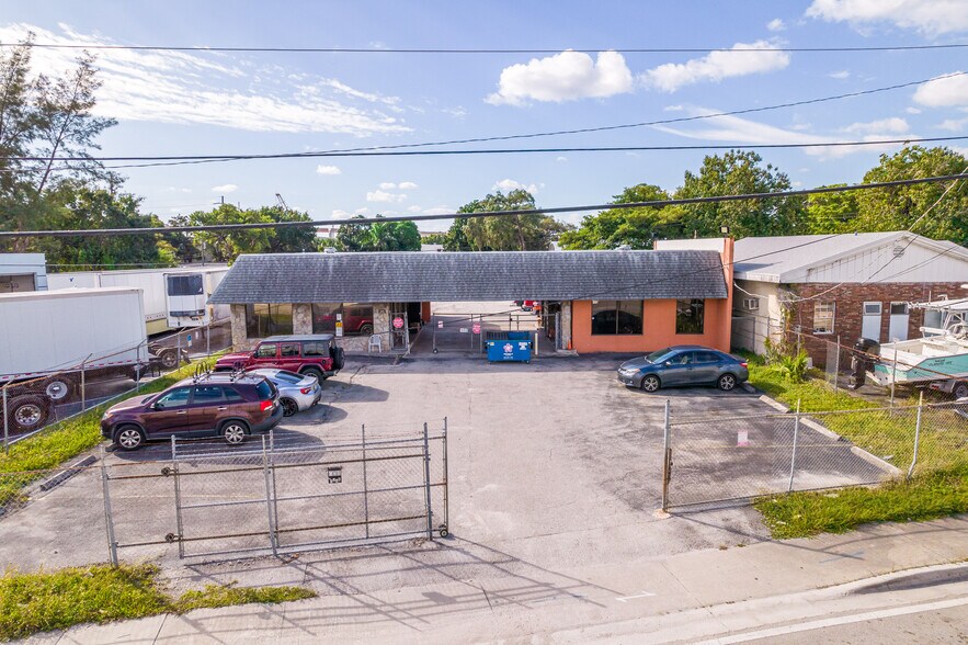 Primary Photo Of 2296 W State Road 84, Fort Lauderdale Distribution For Sale