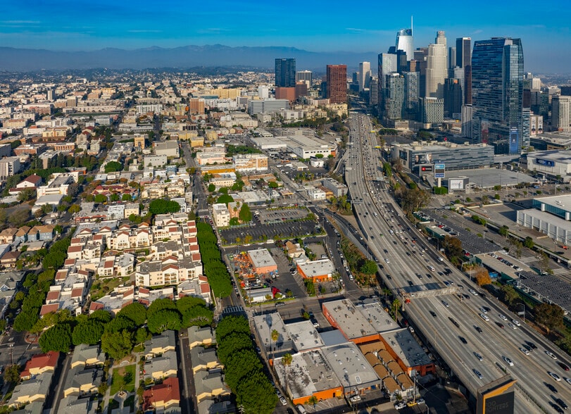 More Photos Of 1337 W 11th Pl, Los Angeles Land For Sale