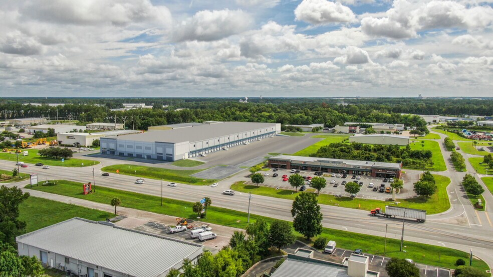 More Photos Of 101 Westside Blvd, Pooler Distribution For Lease
