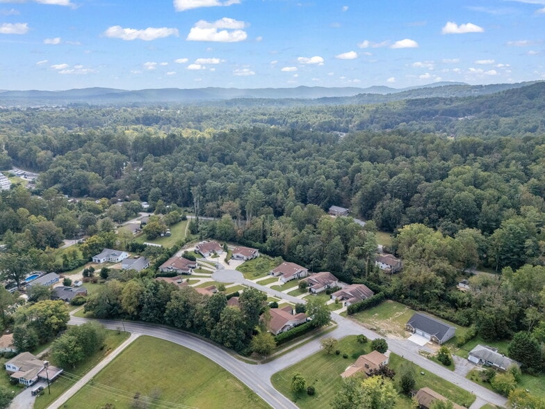 More Photos Of , Hendersonville Multifamily For Sale