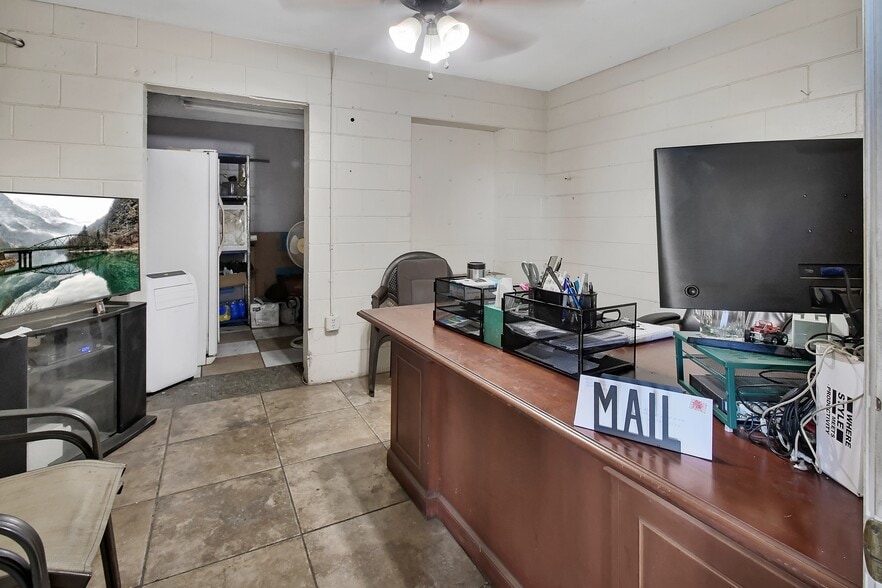 More Photos Of 309 S Florida Ave, Deland Auto Repair For Sale