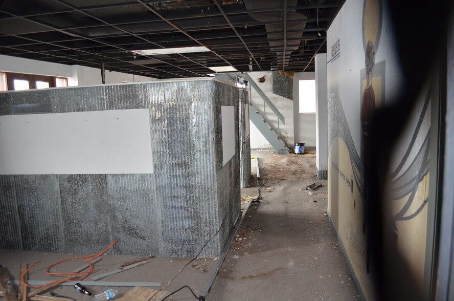 More Photos Of 721 E State St, Rockford, Rockford Apartments For Sale