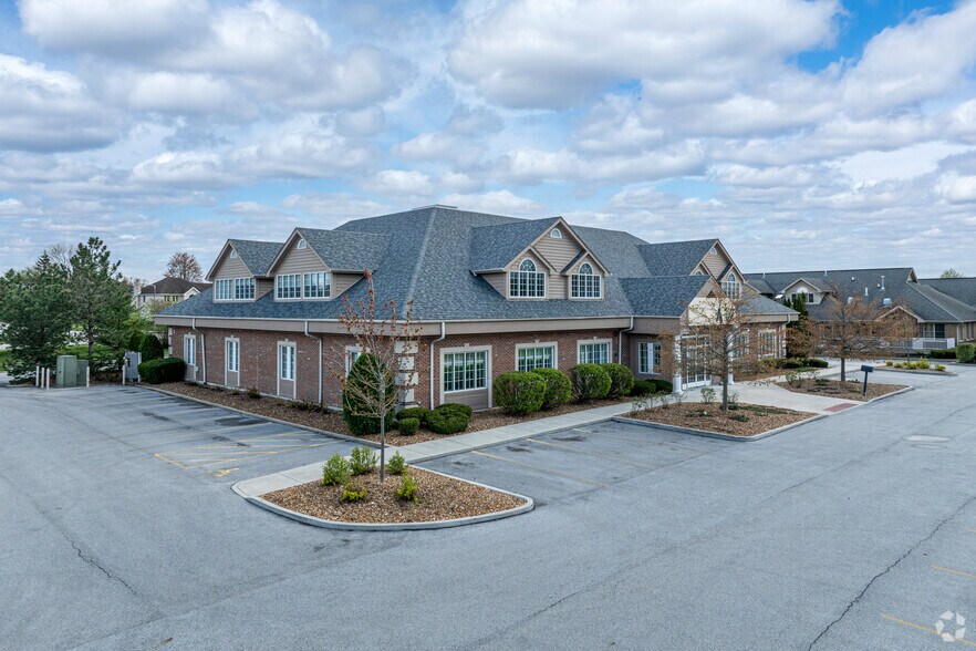 Primary Photo Of 10043 Lincoln Hwy, Frankfort Medical For Sale