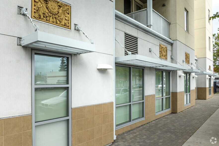 More Photos Of 9400 International Blvd, Oakland Apartments For Lease
