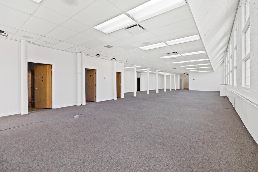 More Photos Of 114 Boston Post Rd, West Haven Medical For Lease