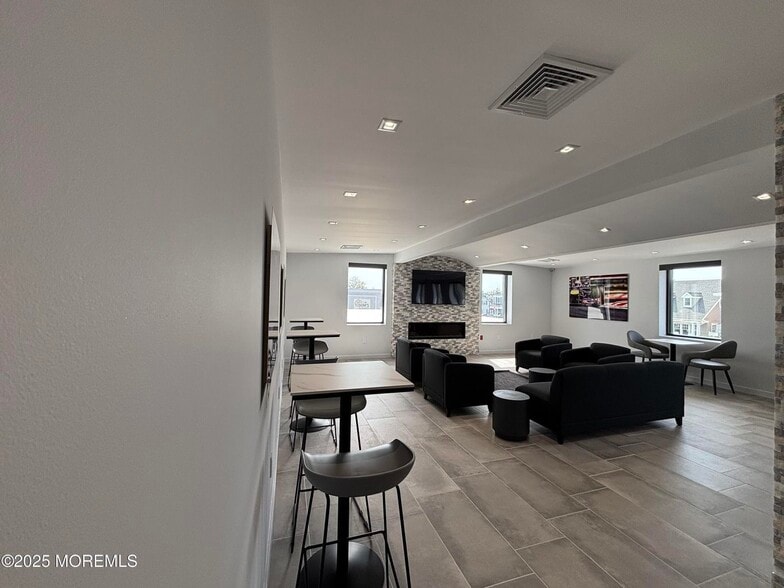 More Photos Of 519 Washington Blvd, Sea Girt Storefront Retail Office For Lease