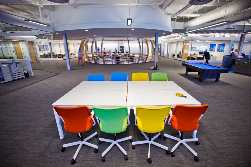 More Photos Of 2015 Manhattan Beach Blvd, Redondo Beach Office For Sale