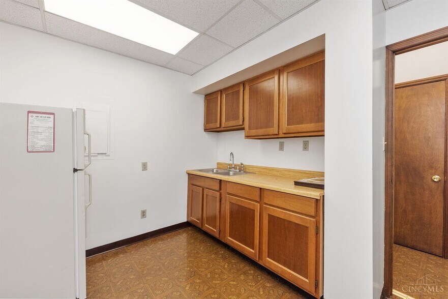 More Photos Of 112 Main St, Ripley General Retail For Sale