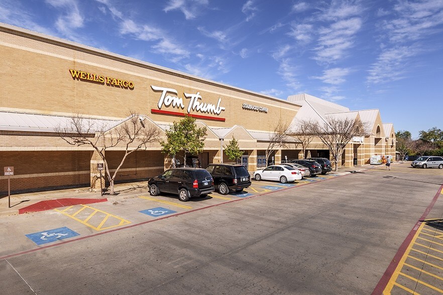 More Photos Of 5500 E Greenville Ave, Dallas Unknown For Lease