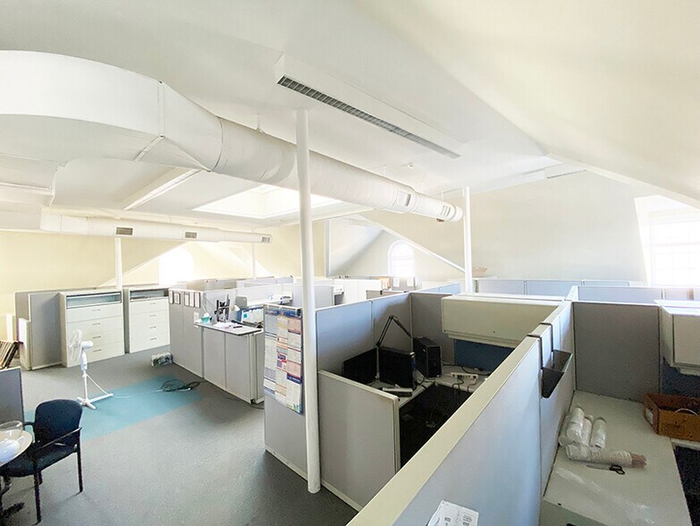 More Photos Of 342 N Main St, Andover Loft Creative Space For Lease