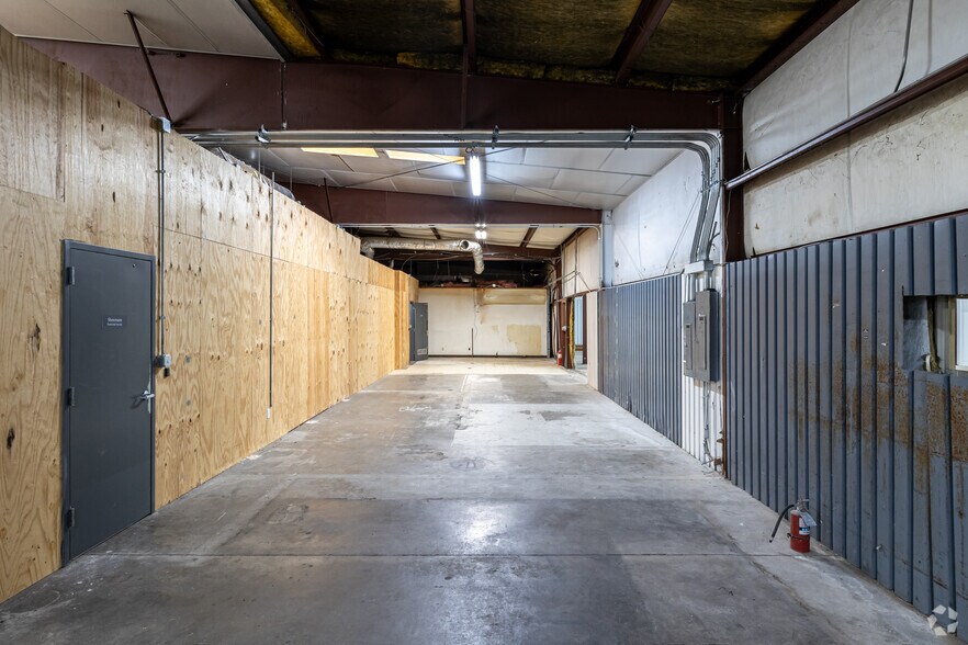 More Photos Of 3904 Ayers Rd, Fort Smith Warehouse For Lease