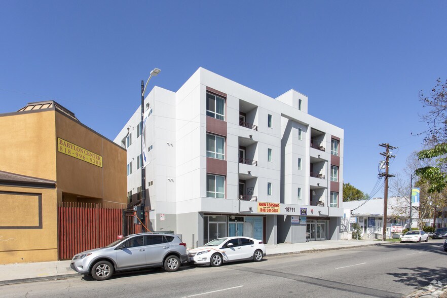 More Photos Of 18711 Sherman Way, Reseda Office For Lease