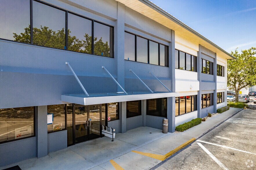 More Photos Of 139 S Pebble Beach Blvd, Sun City Center Medical For Lease