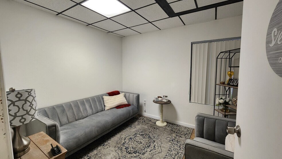 More Photos Of 7800 W Oakland Park Blvd, Sunrise Medical For Sale