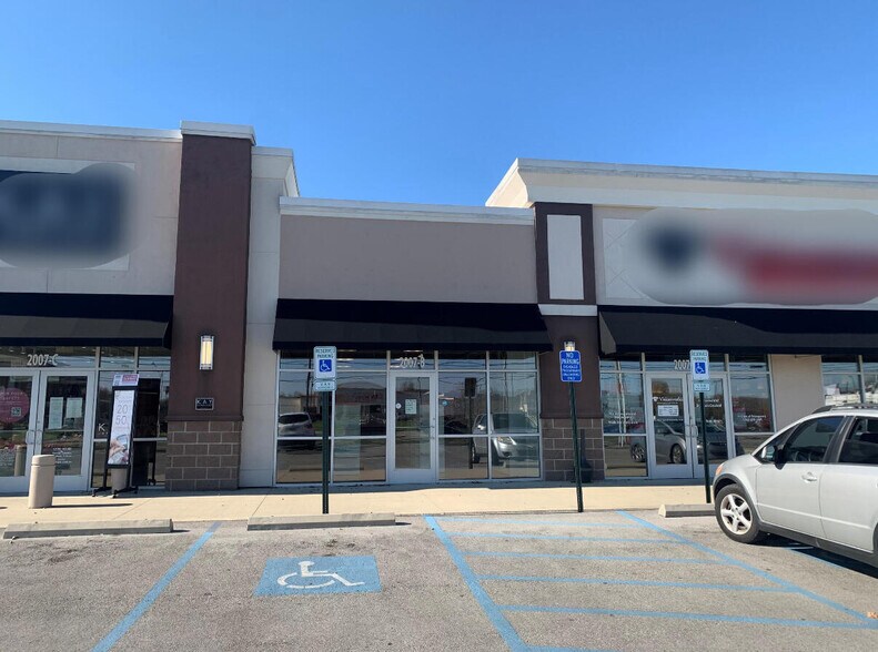 More Photos Of 2007 S Highway 27, Somerset Storefront Retail Office For Lease