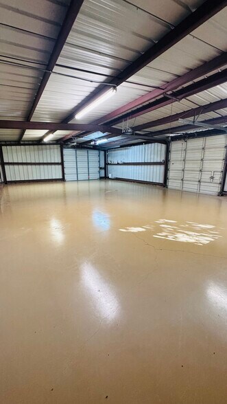 More Photos Of 573 State 274 hwy, Canton Warehouse For Lease