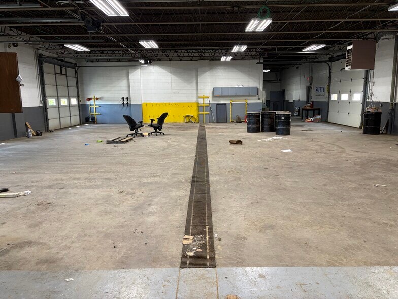 More Photos Of 1452 Gun Club Rd, Uniontown Industrial For Sale