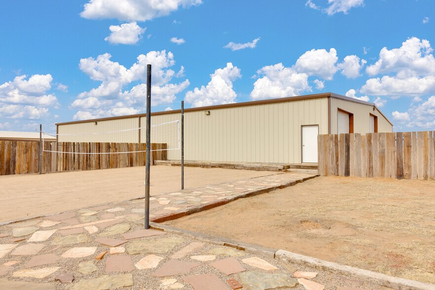 More Photos Of 7405 E County Road 110, Midland Land For Sale