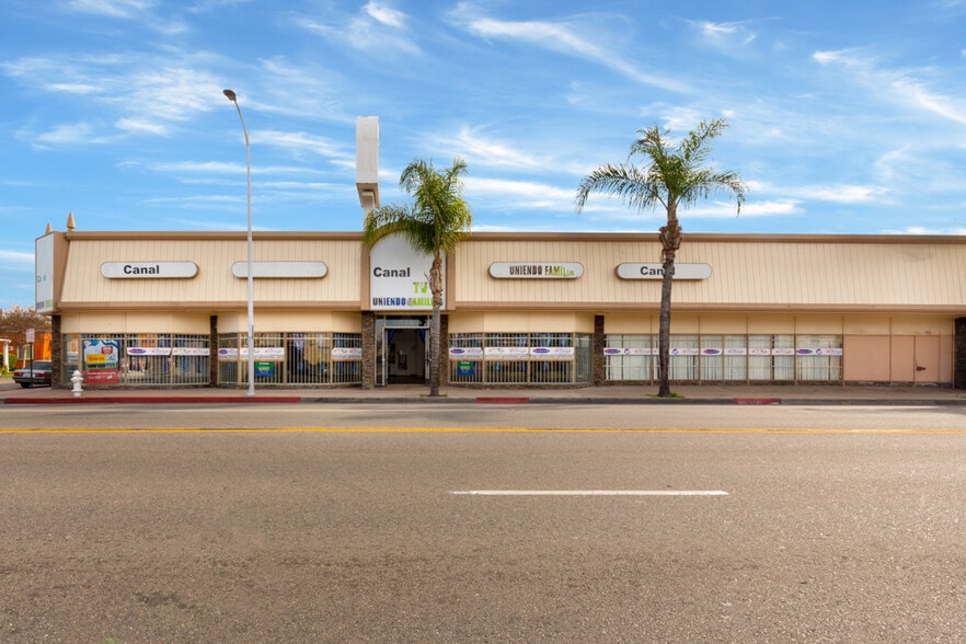 More Photos Of 505 S Main St, Santa Ana Storefront For Sale