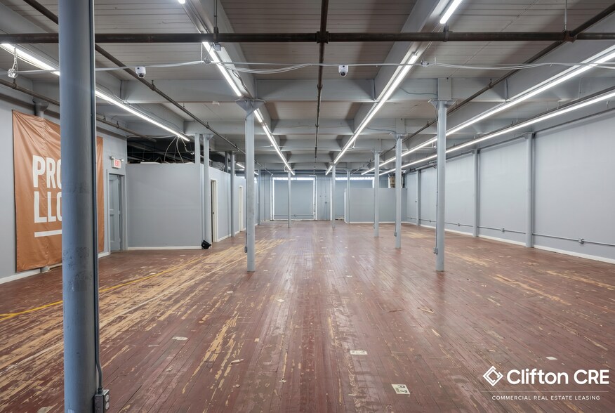 More Photos Of 695 Main Ave, Passaic Storefront For Lease