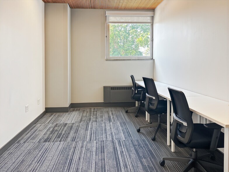 More Photos Of 2323 Grand Ave, Des Moines Coworking Space