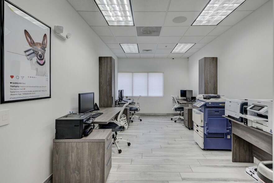 More Photos Of 2957 W Cypress Creek Rd, Fort Lauderdale Office For Sale