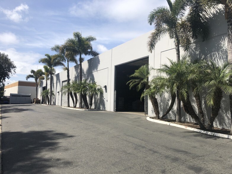 More Photos Of 14401 Franklin Ave, Tustin Warehouse For Lease