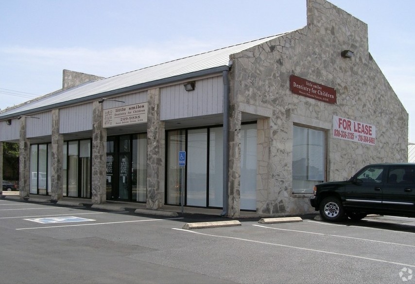 Primary Photo Of 1415 E Blanco Rd, Boerne Office For Lease