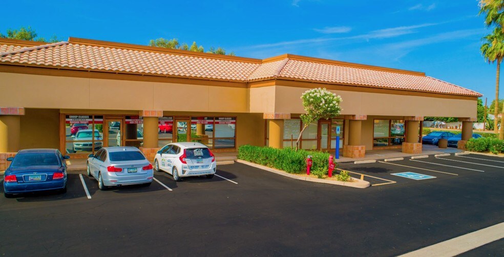 More Photos Of 610 N Alma School Rd, Chandler Unknown For Lease