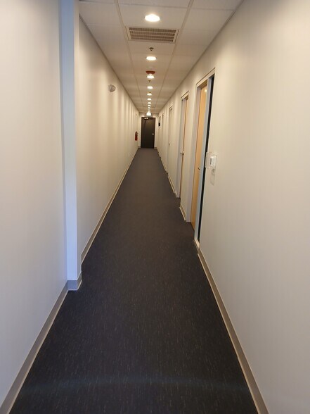 More Photos Of 801 W Little Creek Rd, Norfolk Self Storage For Lease