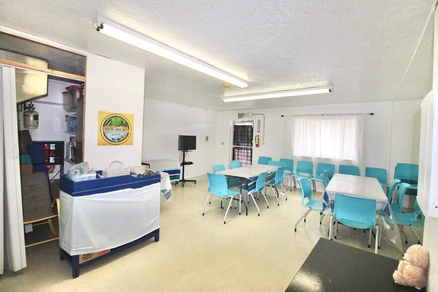 More Photos Of 610 Dundee Rd, Dundee Storefront Retail Residential For Sale