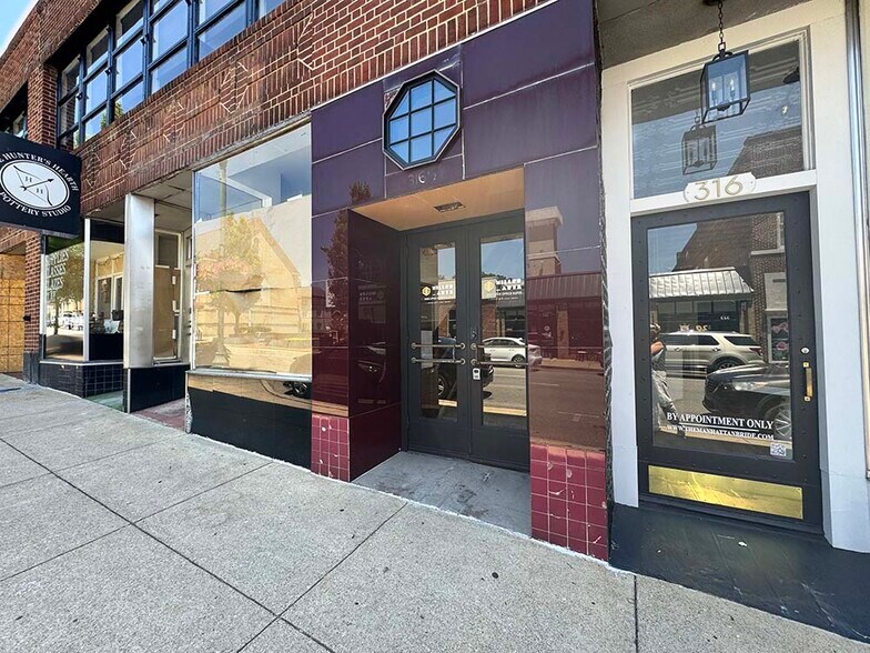 More Photos Of 316 1/2 E Main St, Johnson City Storefront Retail Office For Lease