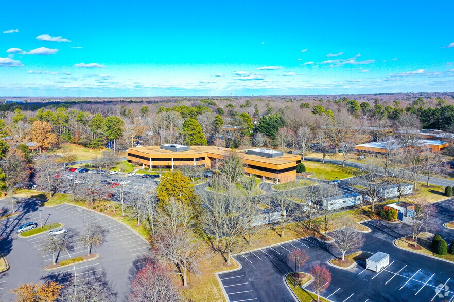 More Photos Of 4191 Innslake Dr, Glen Allen Office For Lease