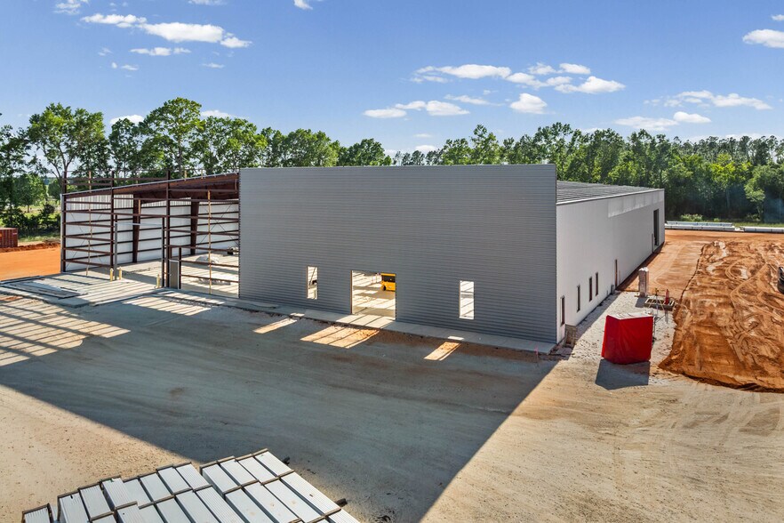 Primary Photo Of 24747 Alabama 59 Robertsdale AL 36567, Robertsdale Manufacturing For Sale