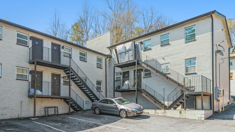 More Photos Of 150 Fairfield Pl NW, Atlanta Apartments For Sale