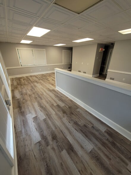 More Photos Of 6463 Church St, Riverdale Office For Sale