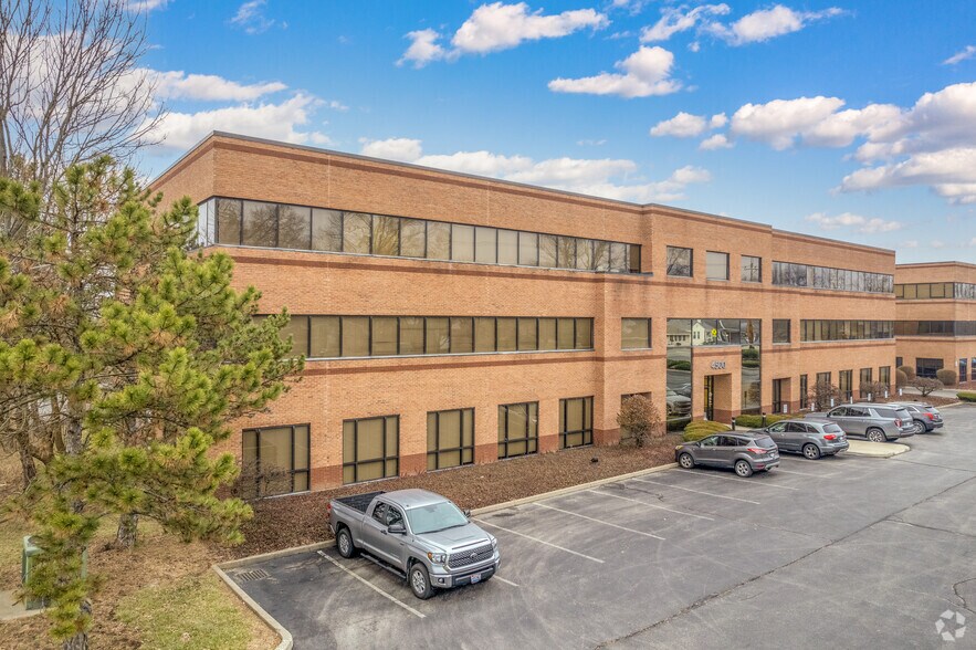 More Photos Of 4500 Cooper Rd, Blue Ash Office For Lease