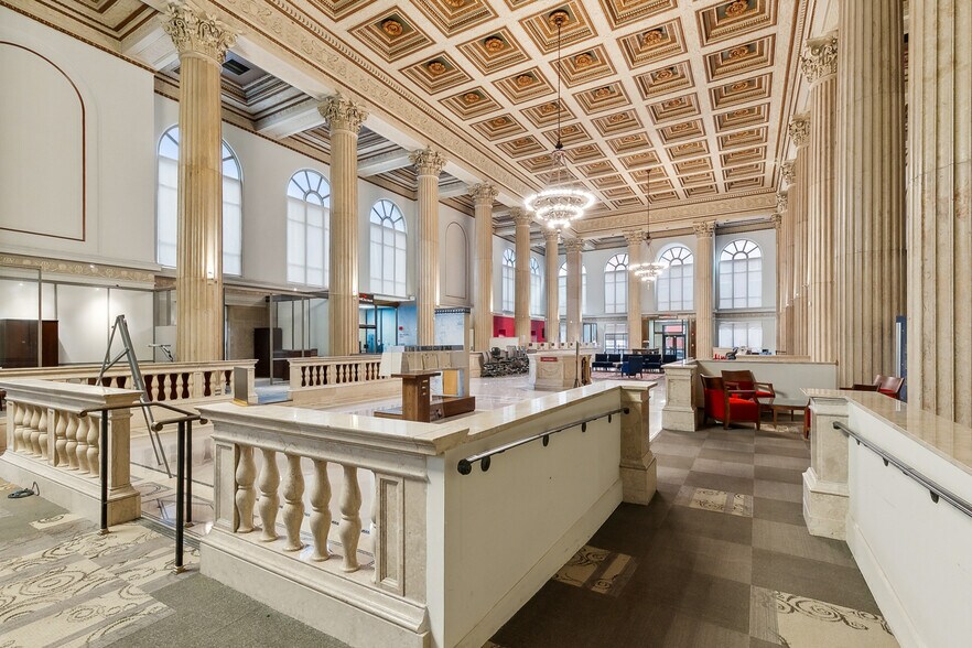 More Photos Of 812 Gravier St, New Orleans Apartments For Lease